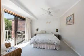 A Beach Break - 1/90 Lorikeet Drive - Room