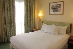 Merdeka Palace Hotel & Suites - Vue de la chambre