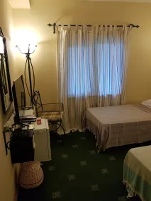 A&B Home Hotel - Habitación