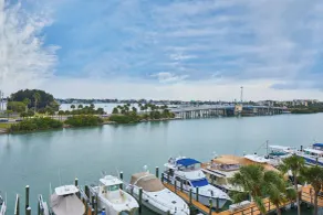Courtyard by Marriott St. Petersburg Clearwater/Madeira Beach - Vue de la chambre