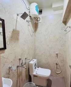 Sundaram Residency Chennai - Bathroom