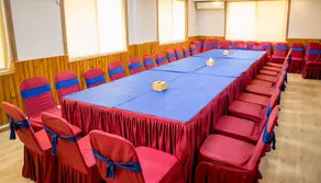 Paradise Hills Resort Hotel - Meeting facility