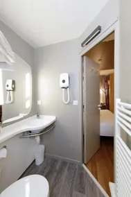 ibis Dole Sud Choisey - Salle de bain