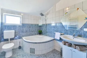 Villa Marina - Bathroom