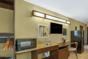 Studio 6 Suites Breaux Bridge, LA - Zimmer