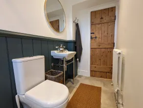 Merywen Cottage - Bathroom