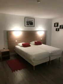 Brit Hotel Besancon l'Horloge - Værelse