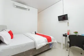 RedDoorz Syariah near RSU Suaka Insan Banjarmasin - Chambre