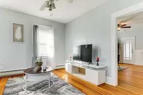5 Mi to Brown U: Pet-friendly Apt, Walk to Dining! - Innvendig
