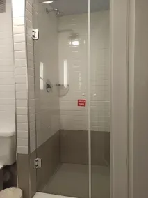 ibis Porto Alegre Aeroporto - Bathroom