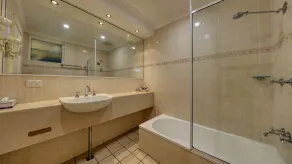 Bushman's Motor Inn - Baño
