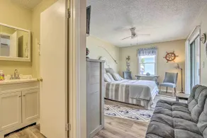 Steps to Lake of the Ozarks: Family Home w/ Views! - Innenbereich