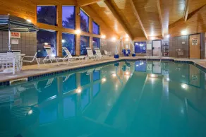 AmericInn by Wyndham Princeton MN - Basseng