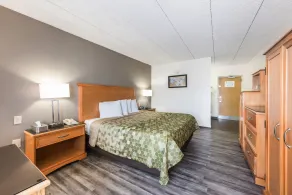 Econo Lodge Quakertown - Room