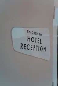Peninsula Hotel Motel - Reception
