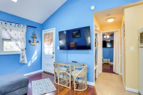 Greenwood Lake Cottage w/ Shared Dock & Hot Tub! - Innvendig