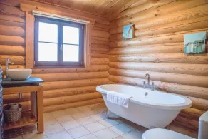 Willow Lodge With Hot Tub, Kingfishers - Bathroom