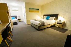 Comfort Inn on Main Hervey Bay - Room