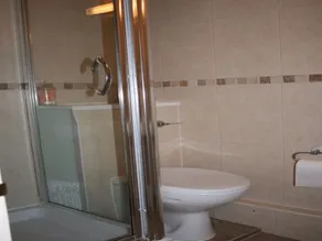 The Manor Guest House - Baño