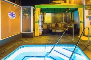 Hotel Indigo Anaheim by IHG - Pool