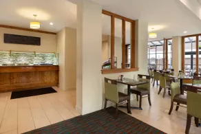 Days Inn by Wyndham Baltimore Inner Harbor - Restaurant