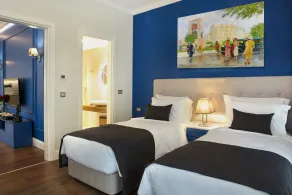 Garlon Residence - Room