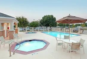 Holiday Inn Express Hotel and Suites DFW-Grapevine by IHG - Pool