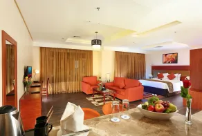 Best Western Plus Salmiya - Room