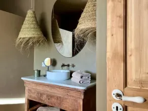 Les Terrasses de Bélarga - Maison d'hôtes - Piscine et Jacuzzi - Salle de bain