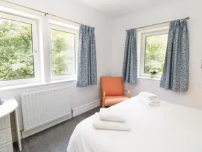 Bridgedown House - Room