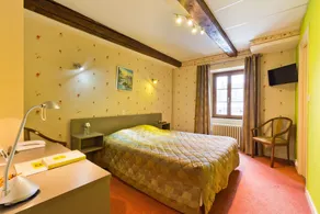 Logis Hotel De La Poste - Habitación
