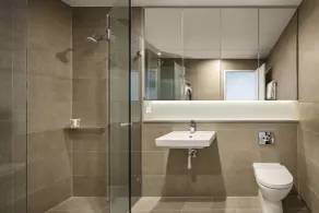 Quest Dandenong Central - Bathroom