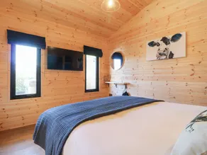 The Parlour - Rom
