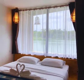 Baanrimnam Resort Lopburi - Room