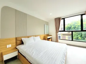 The LuxHomes Royal Apartment 193 Văn Cao - Værelse