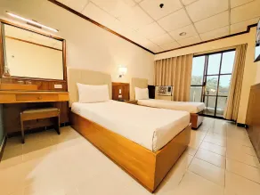 Puerto de San Juan Beach Resort Hotel and Residences - Chambre