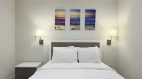 Diane Oceanfront Suites - Room