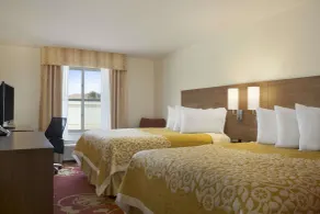 Days Inn & Suites by Wyndham Belmont - Chambre