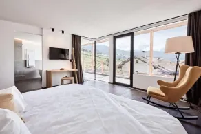 byHaller Suites & AO Restaurant - Zimmer