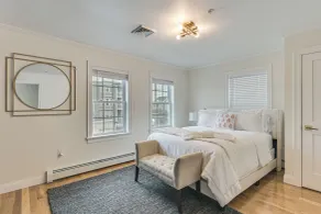 4 Mi to Revere Beach! Walkable Family Retreat - Interiör