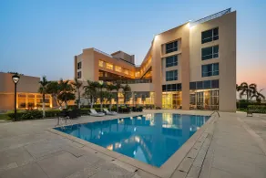 Ramada by Wyndham Bodh Gaya Mahabodhi - Pool