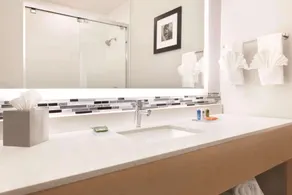 Radisson Hotel Charlotte Airport - Salle de bain