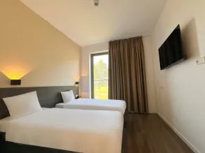 HOTELUX Amsterdam Airport Hotel - Chambre