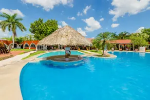 Hacienda Inn Aeropuerto - Piscine