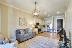 Swim, Golf & Bowl - Loretto Vacation Rental Apt! - Interiör