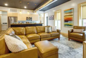 Downtown Millersburg Retreat w/ Sleek Interior! - Interiör
