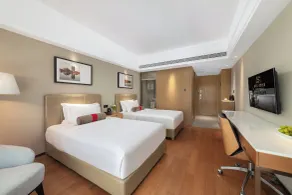Chengdu Yueming Hotel,2-min walk to metro,Close to Kuanzhai Alley and Jinsha Site Museum, International Traveler Friendly,Free self-service laundry&coffee, Free Chengdu snacks& Chinese tea,Free high-speed WIFI,Free travel consulting service - Chambre
