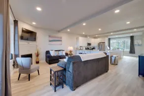 Balconies w/ Scenic River Views: Hammond Townhome! - Interiör