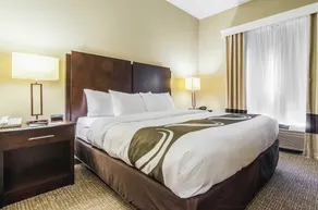 Quality Suites Graham - Burlington South - Room