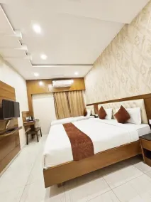 THE GRAND CORAL - Rom
